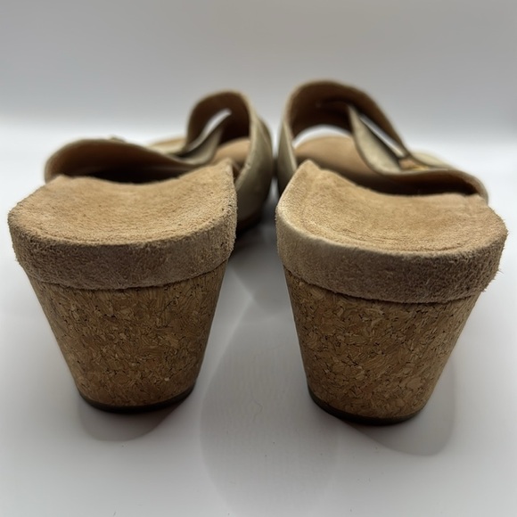 NWOB UGG Women's Lyra Wedge Sandal Size 8 - Picture 11 of 14